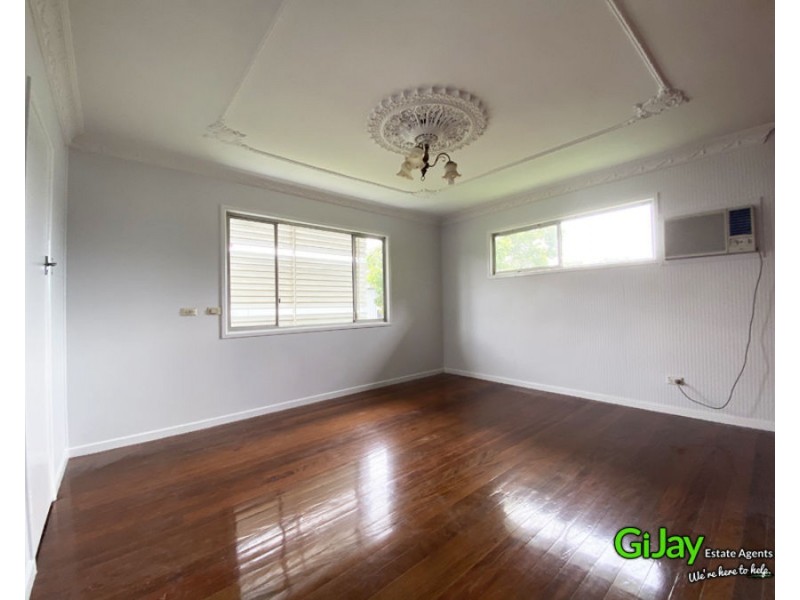 481 Warrigal road, Eight Mile Plains QLD 4113