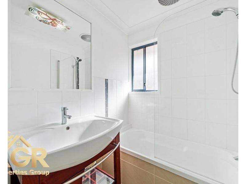 36 Dracon Street, Regents Park QLD 4118