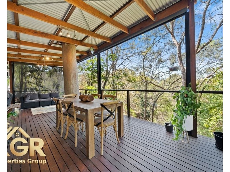 7 Blackstone Street, Indooroopilly QLD 4068