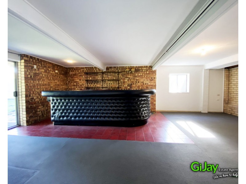 25 Novello St, Mansfield QLD 4122