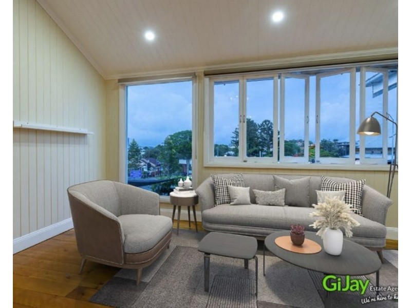 221 Juliette St, Greenslopes QLD 4120