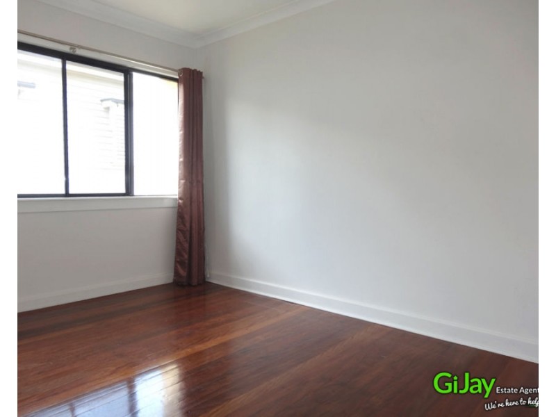 1/14 Arnold ST, Holland Park QLD 4121