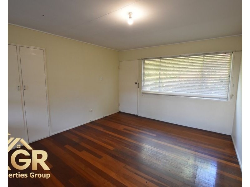 13 Clermont St, Bardon QLD 4065