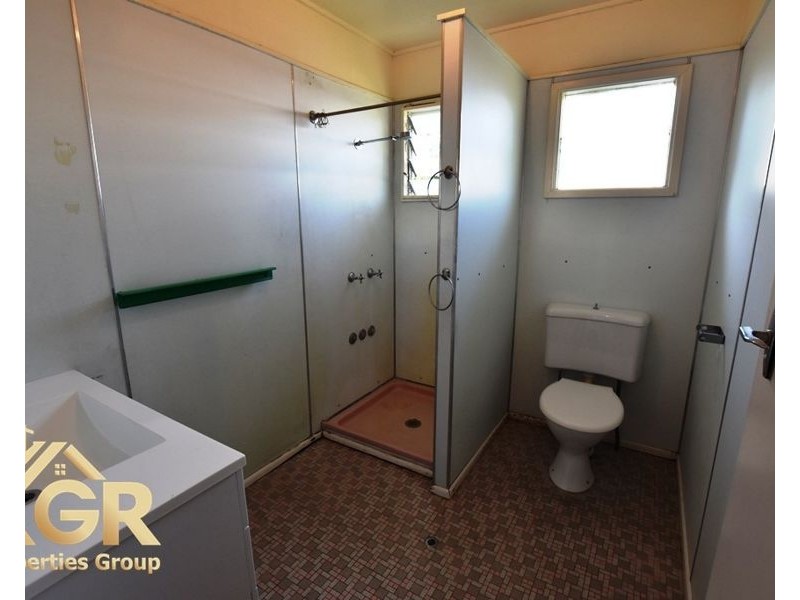 13 Clermont St, Bardon QLD 4065