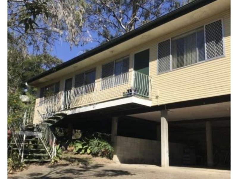13 Clermont St, Bardon QLD 4065