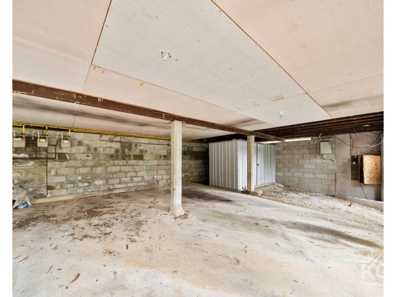 13 Clermont St, Bardon QLD 4065
