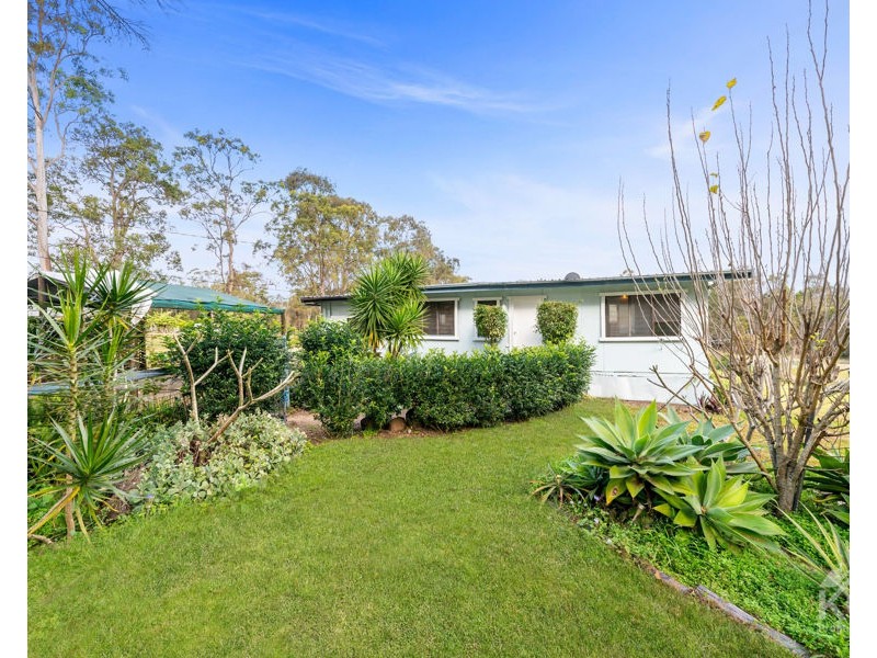 51 Hunter Road, Greenbank QLD 4124