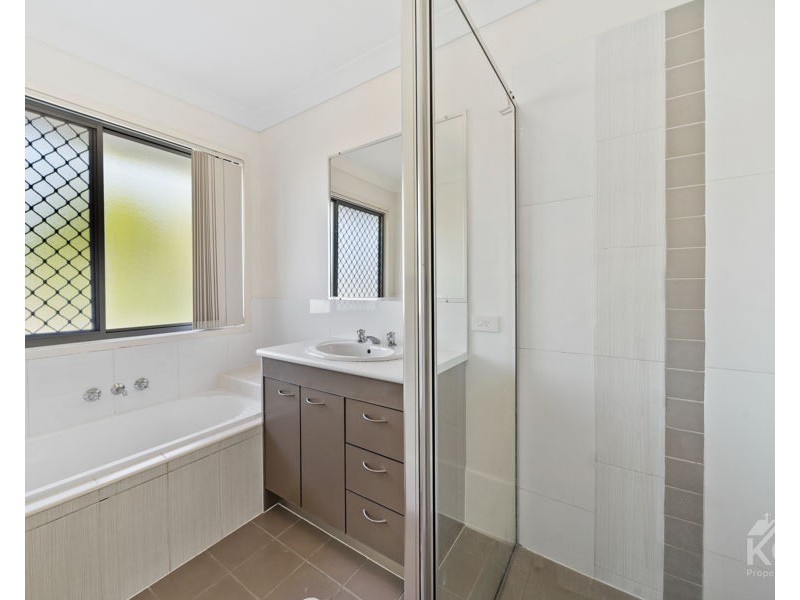 Regents Park QLD 4118