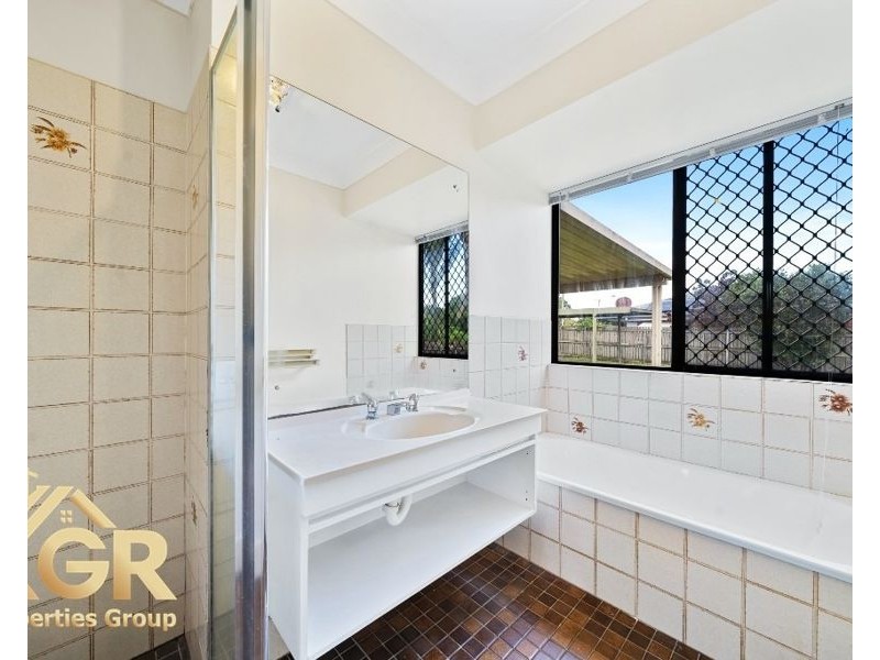 5 AMMONS ST, Browns Plains QLD 4118