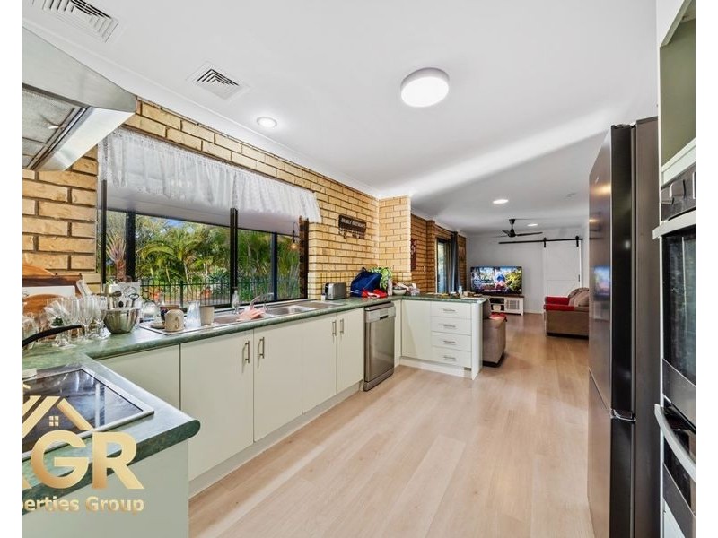 12 Sherwood Drive, Browns Plains QLD 4118