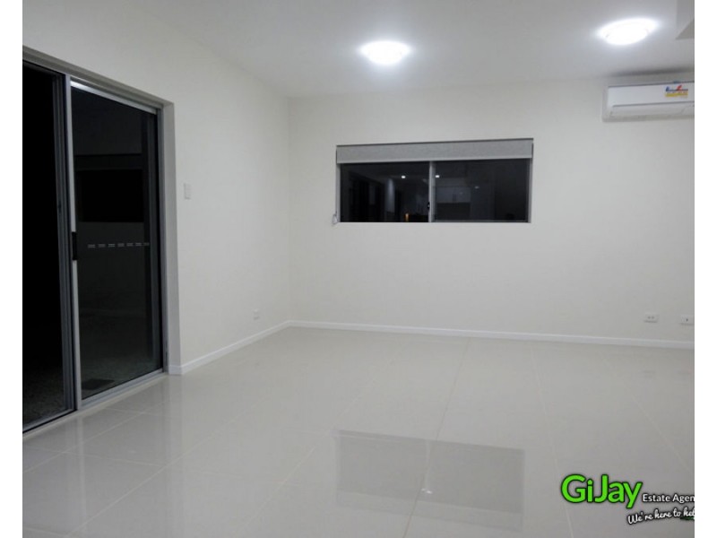 1/34 CLAUSEN ST, Mount Gravatt East QLD 4122