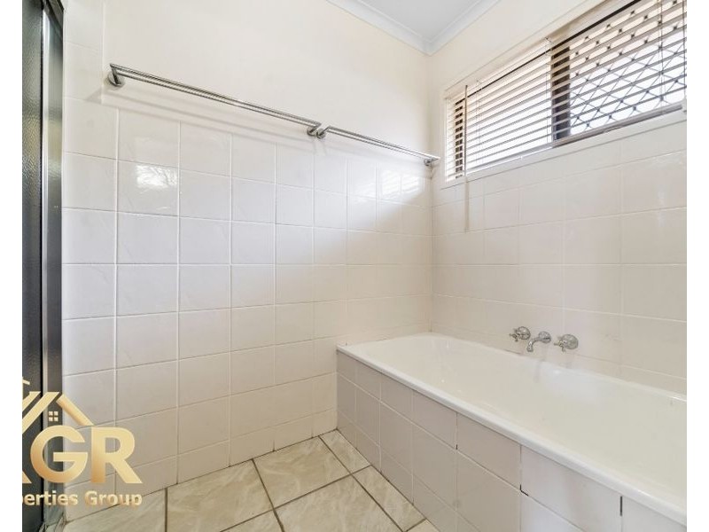 28 TANGLEWOOD ST, Middle Park QLD 4074