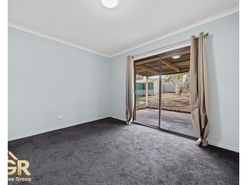 26 WENLOCK CRESCENT, Springwood QLD 4127