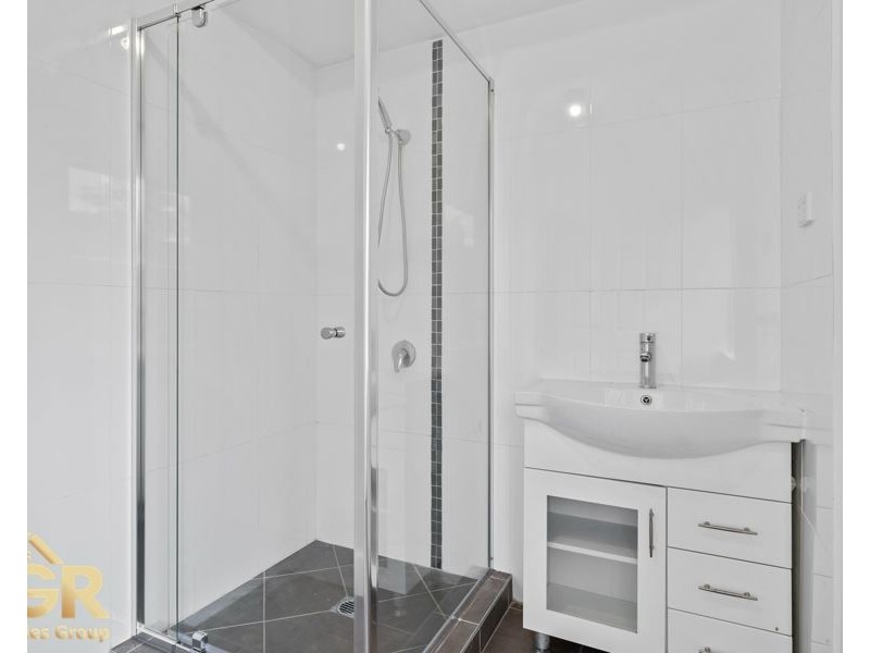 26 WENLOCK CRESCENT, Springwood QLD 4127