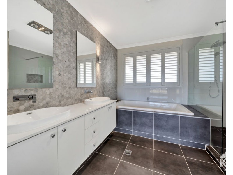 2-4 TIMBER RIDGE RD, New Beith QLD 4124