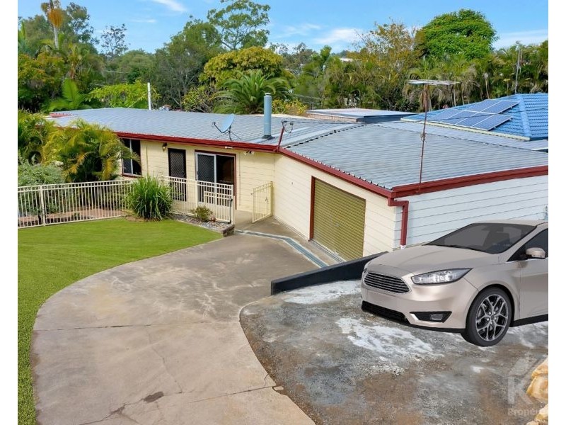 79 CONIFER ST, Hillcrest QLD 4118
