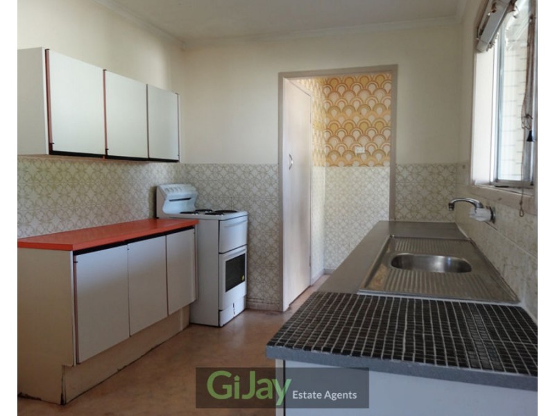 523 MAINS ROAD, Macgregor QLD 4109