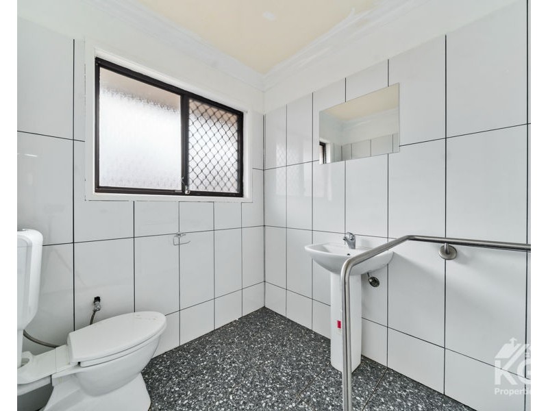 178 VANSITTART ROAD, Regents Park QLD 4118