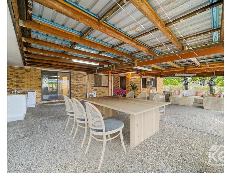 178 VANSITTART ROAD, Regents Park QLD 4118