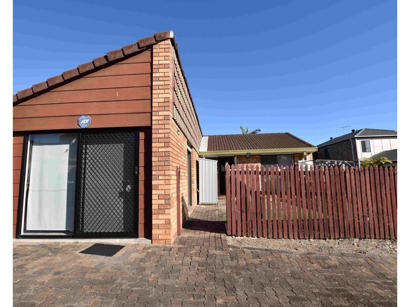 22/37 HILLARDT ST, Robertson QLD 4109