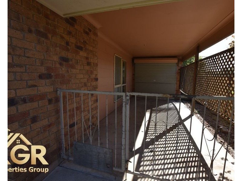 27 FIRST AVENUE, Marsden QLD 4132