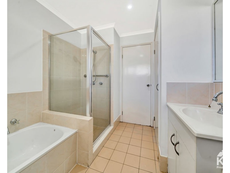 41 KINTA ST, Tanah Merah QLD 4128