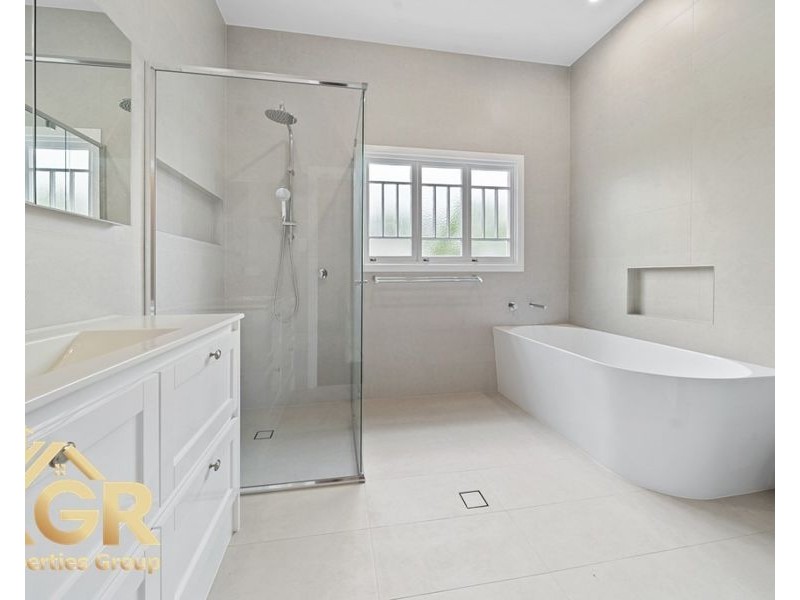 29 FRANKLIN ST, Annerley QLD 4103