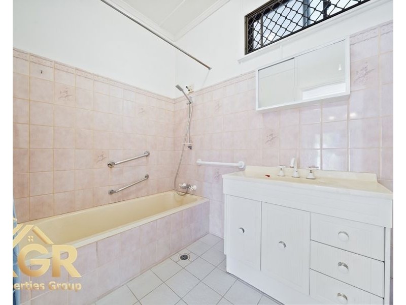 83 HIGH ST, Mount Gravatt QLD 4122