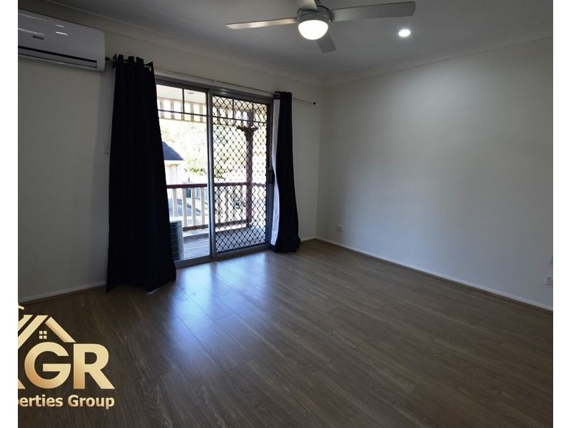 19/10 Lawrence Close, Robertson QLD 4109