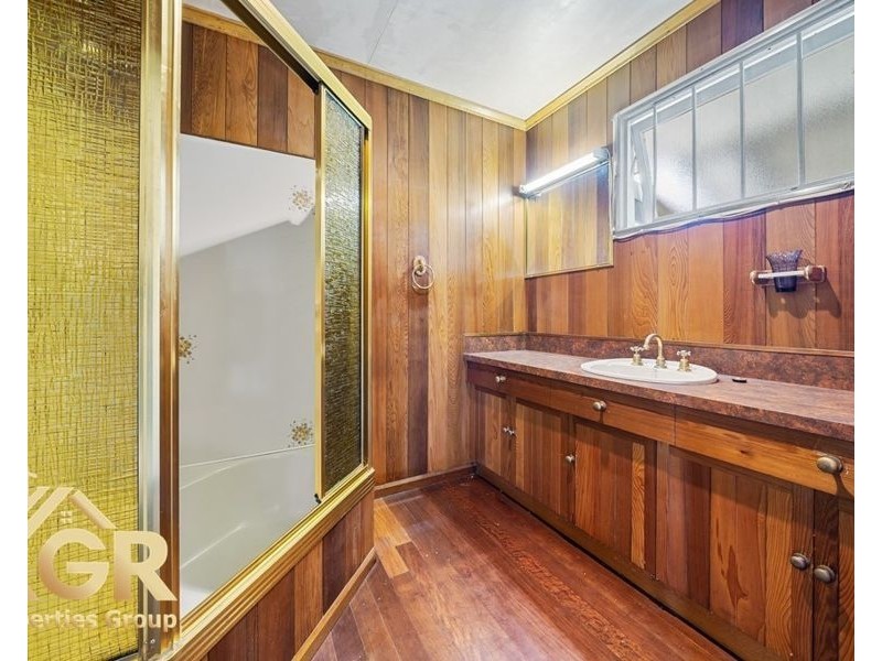 63 Messines Ridge Road, Tarragindi QLD 4121