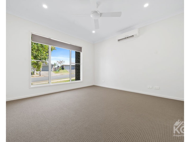 57 SUMMERVIEW AVENUE, Yarrabilba QLD 4207