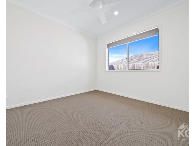 57 SUMMERVIEW AVENUE, Yarrabilba QLD 4207