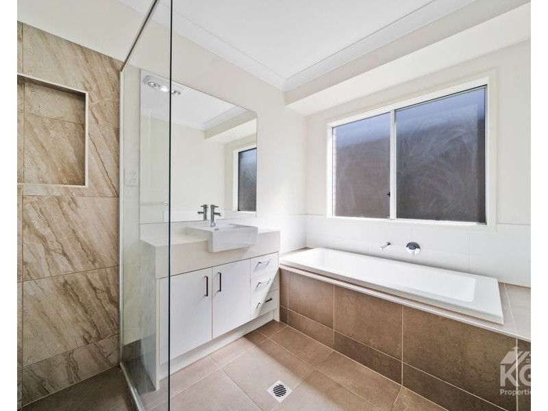 57 SUMMERVIEW AVENUE, Yarrabilba QLD 4207