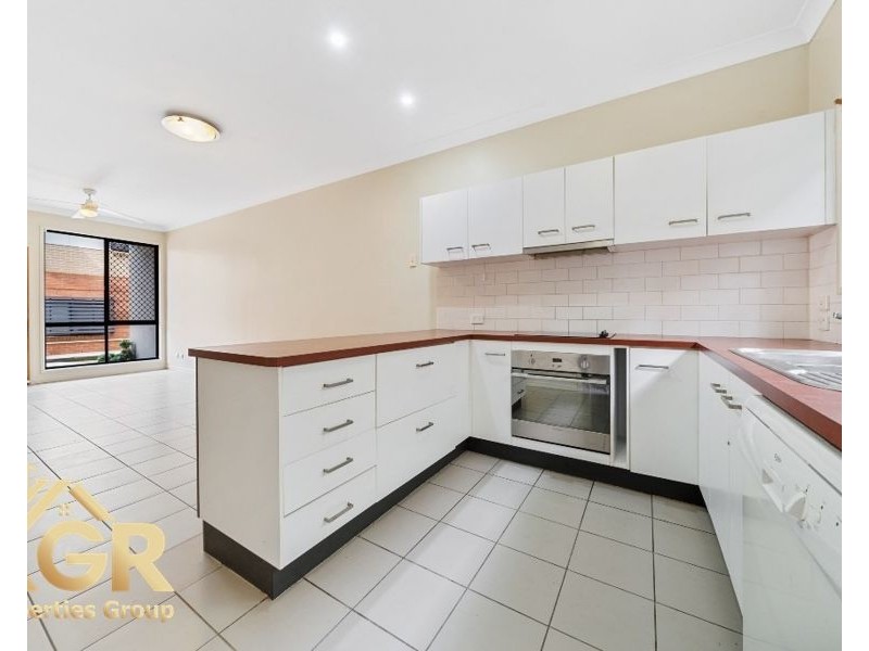 8/11 CARDROSS ST, Yeronga QLD 4104