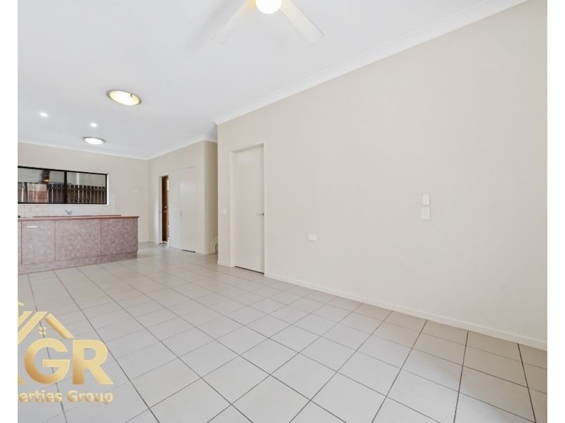 8/11 CARDROSS ST, Yeronga QLD 4104