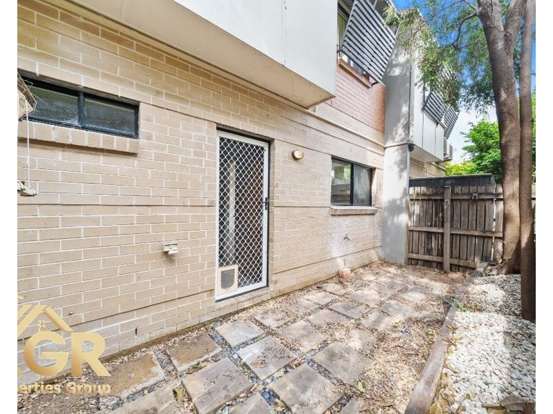 8/11 CARDROSS ST, Yeronga QLD 4104