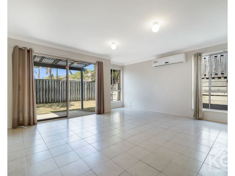 1/10 FREEMAN PLACE, Calamvale QLD 4116