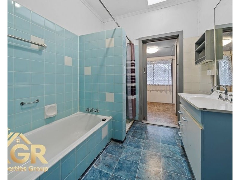 1366 LOGAN ROAD, Mount Gravatt QLD 4122