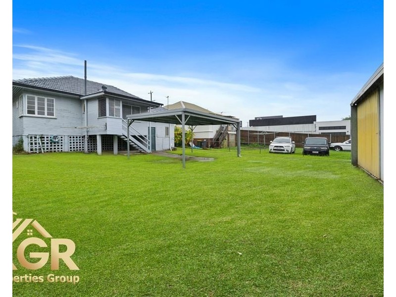 1366 LOGAN ROAD, Mount Gravatt QLD 4122