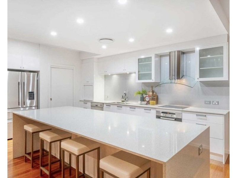 62 Chatsworth Road, Greenslopes QLD 4120
