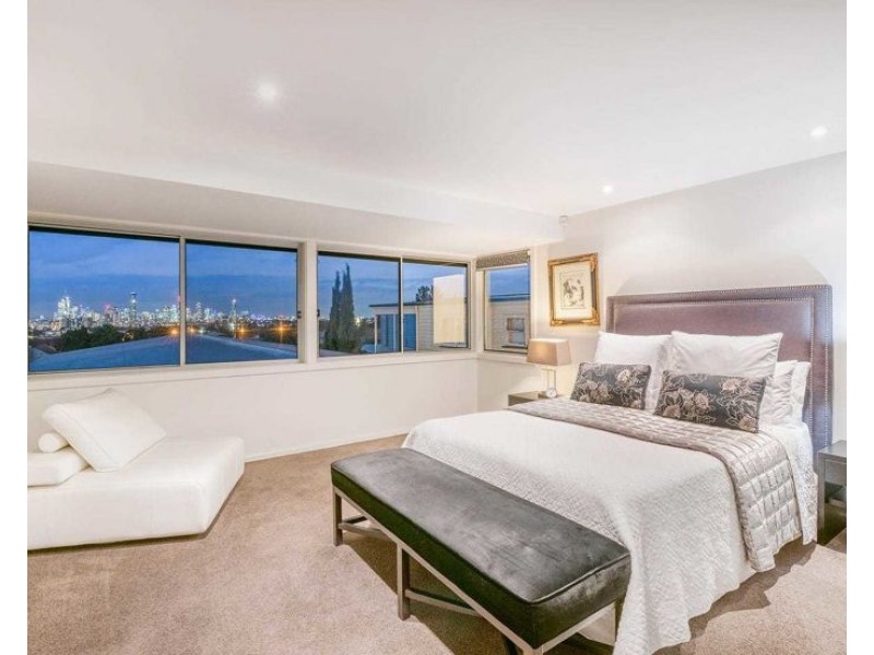 62 Chatsworth Road, Greenslopes QLD 4120