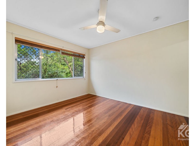 13 Clermont Street, Bardon QLD 4065
