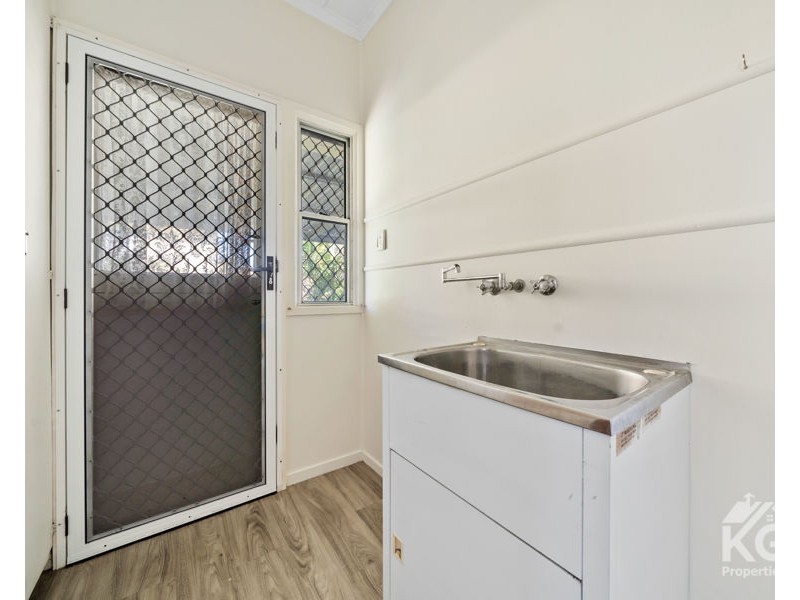 29 Minnis St, Eastern Heights QLD 4305