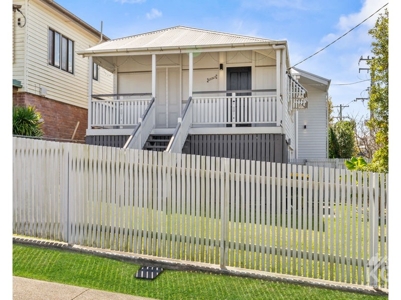 114 MciLwraith Avenue, Norman Park QLD 4170