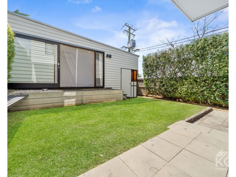 114 MciLwraith Avenue, Norman Park QLD 4170