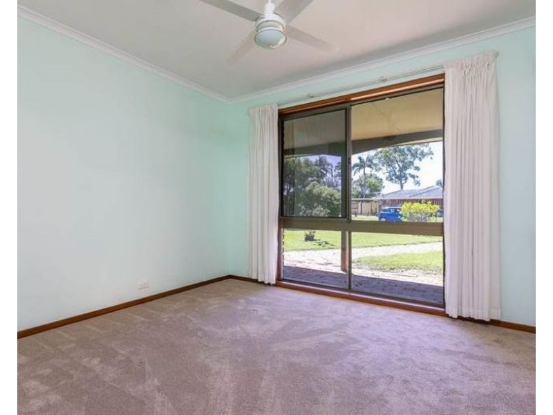 15 Pavon St, Regents Park QLD 4118