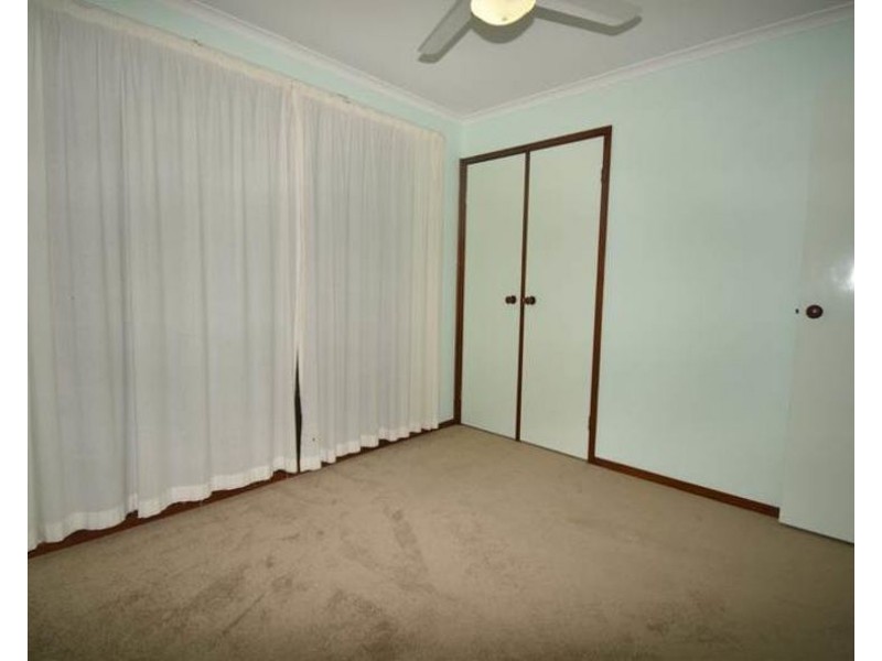 15 Pavon St, Regents Park QLD 4118