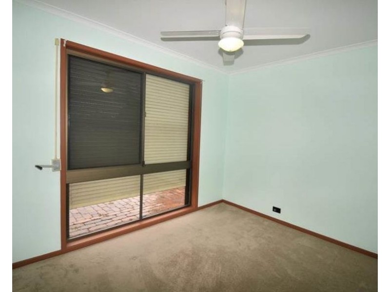 15 Pavon St, Regents Park QLD 4118