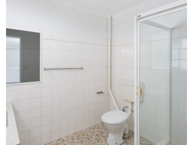 1/12 SKEW St, Sherwood QLD 4075