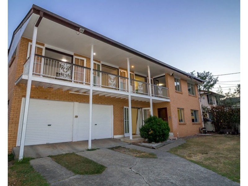 4 Woodash Street, Kingston QLD 4114